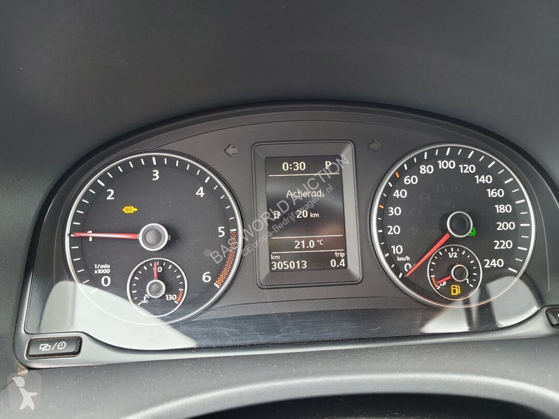Лекотоварен автомобил Volkswagen 102PK