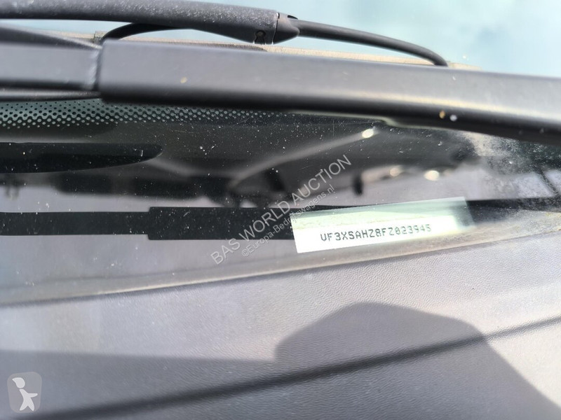 Furgoneta Peugeot 128pk