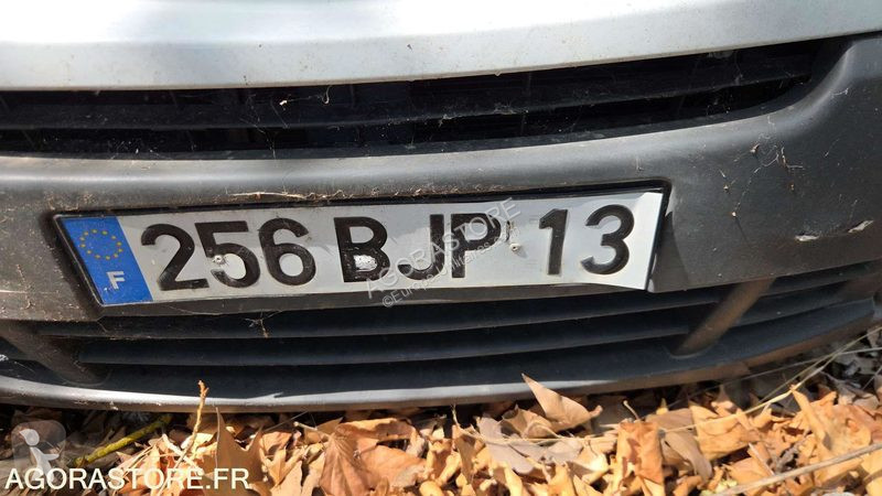 Лекотоварен автомобил Renault TRAFIC