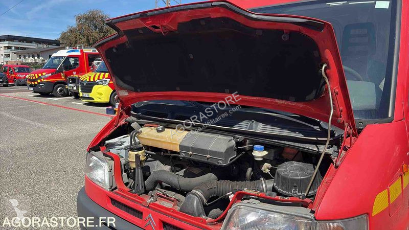 Лекотоварен автомобил Citroën JUMPER
