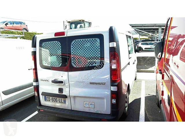 Лекотоварен автомобил Renault TRAFIC