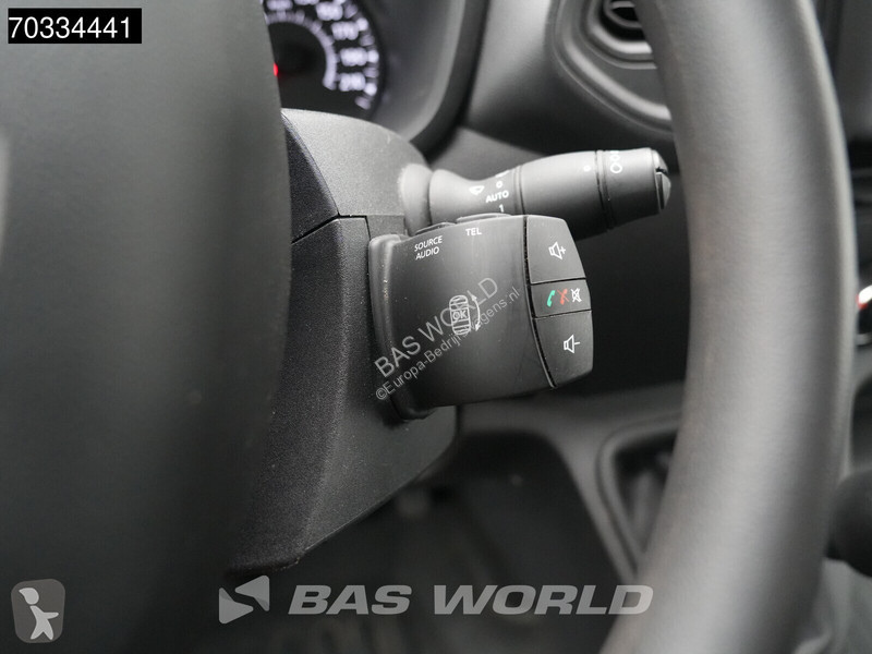 Furgoneta Renault L2H2 LED Navi Airco Cruise...