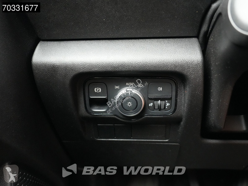 Furgoneta Mercedes 112 CDI L2H1 LED Airco...