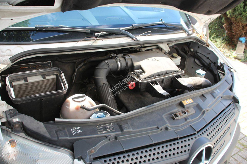 Mercedes 316 CDI van