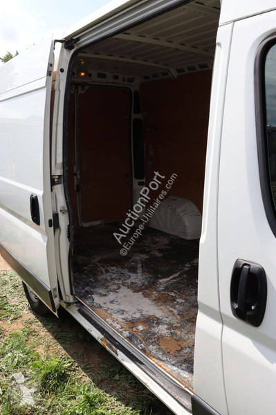 Peugeot  van