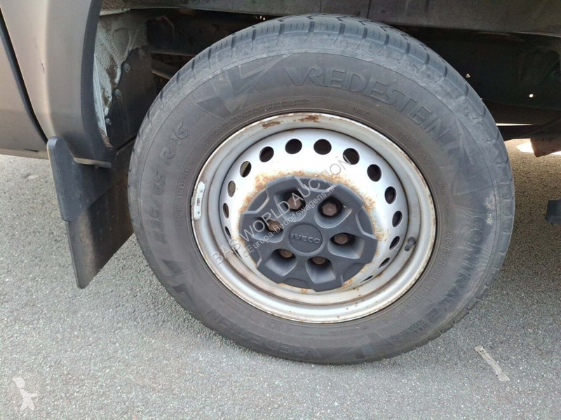 Furgoneta Iveco 3.0D 352L DC 6P. H2 AUT/ECC