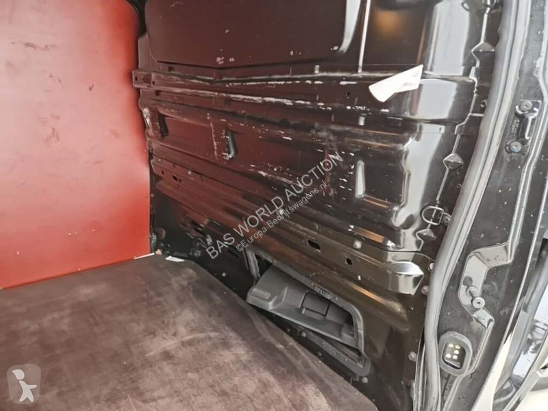 Veículo utilitário Nissan 2.0 130 L2H1 N-Conn....