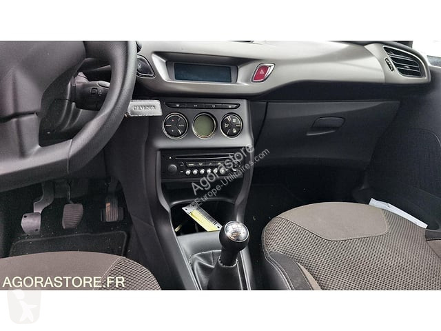 Коммерческий автомобиль