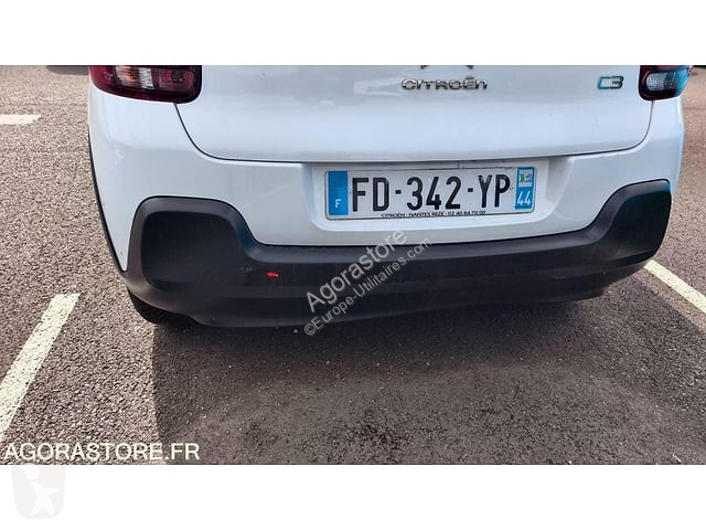 Коммерческий автомобиль