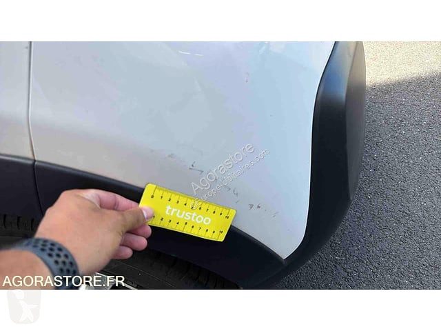 Коммерческий автомобиль