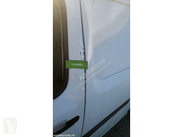 Коммерческий автомобиль