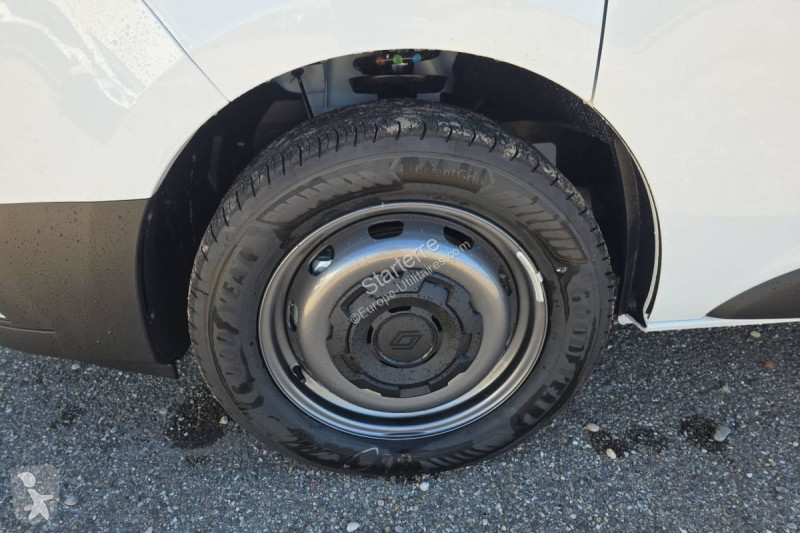 Véhicule utilitaire Renault  TRAFIC FOURGON