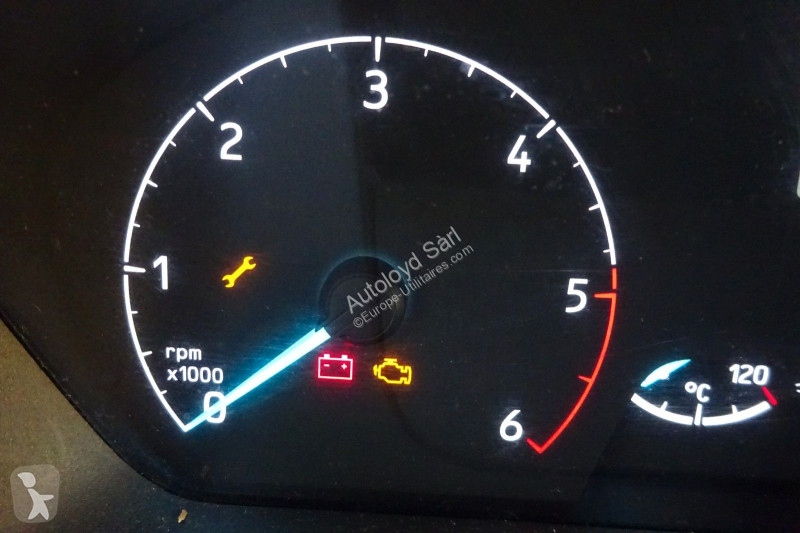 Véhicule utilitaire Ford 2,0 DPF 130