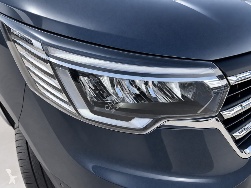 Furgoneta Renault L2H1 3000 KG BLUE DCI 150...
