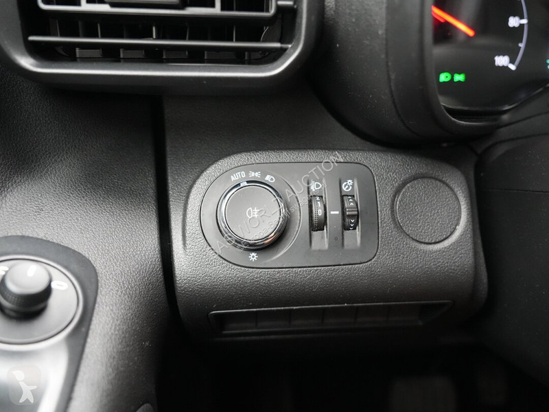 Haszongépjármű Opel e 136pk -e