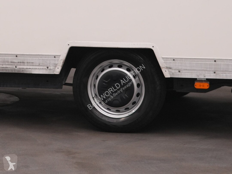 Furgoneta Renault 145PK