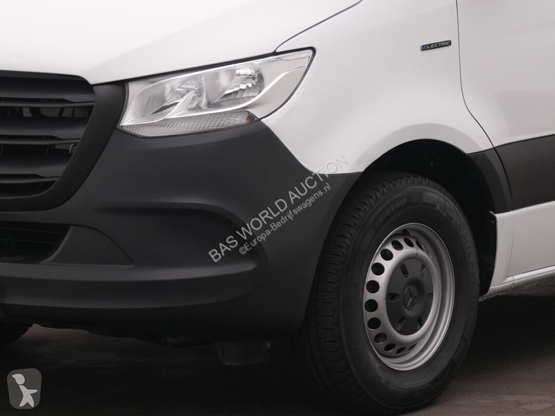 Haszongépjármű Mercedes 312