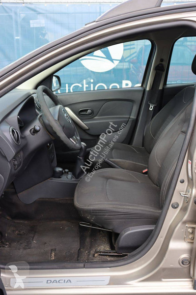 Haszongépjármű Dacia