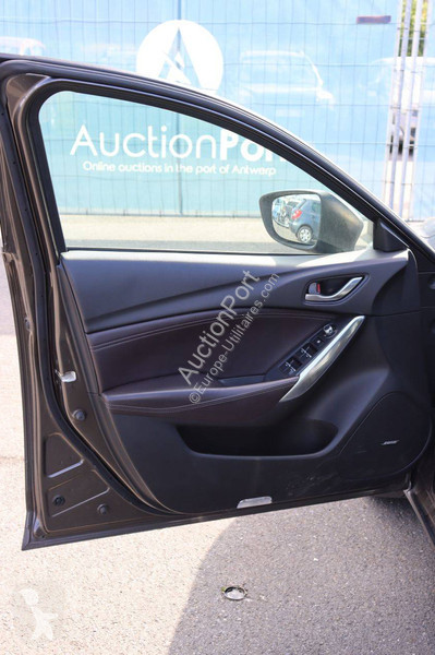 Haszongépjármű Mazda  6