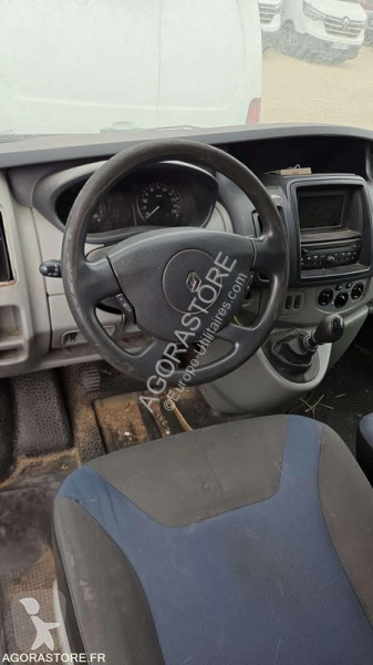 Veículo utilitário Renault TRAFIC