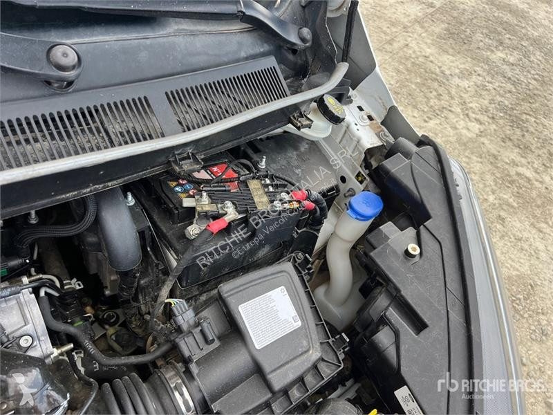 Veículo utilitário Ford Courier Cargo Van