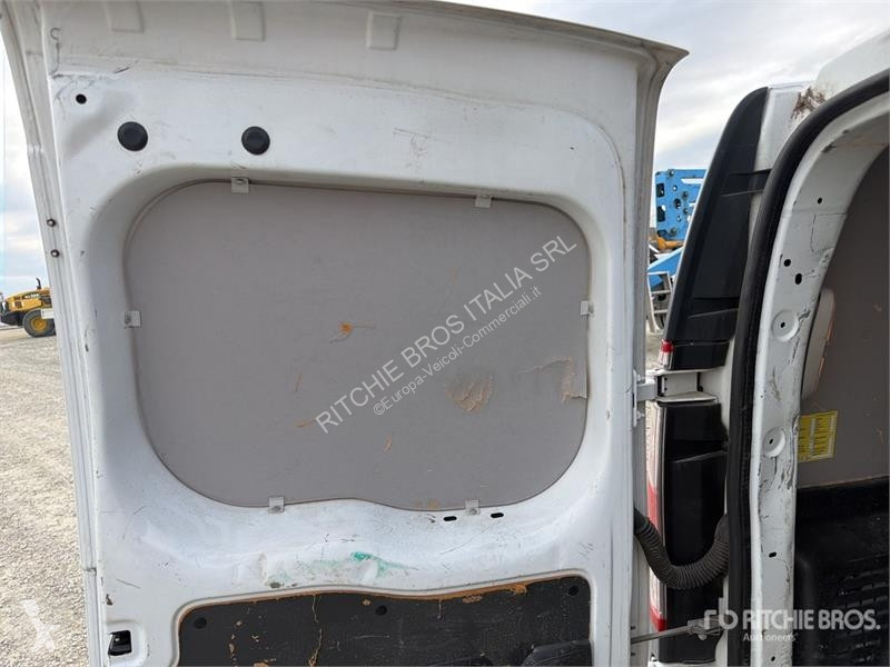 Veículo utilitário Renault Cargo Van