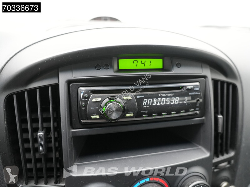 Véhicule utilitaire Hyundai H300 136PK L2H1...