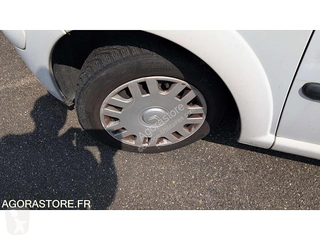 Véhicule utilitaire