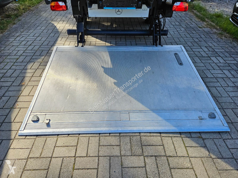 Véhicule utilitaire Mercedes 317 cdi MAXI...