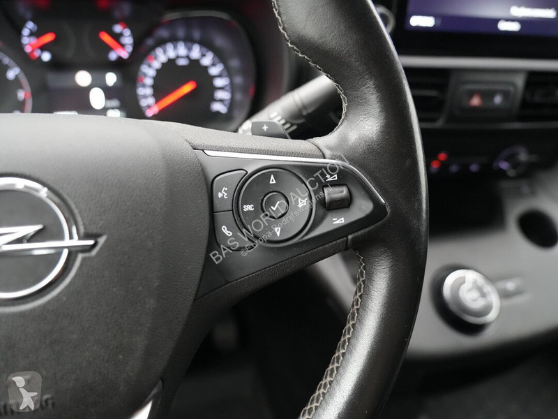 Véhicule utilitaire Opel 131PK