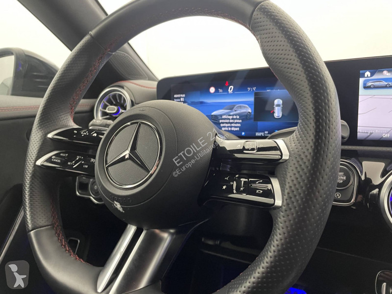 Véhicule utilitaire Mercedes CLA Shooting Brake...