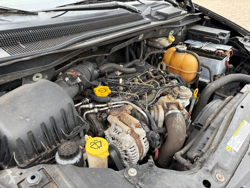 Chrysler 2.8 CRD Limited van