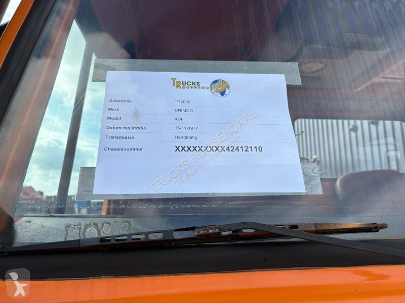 Samochód dostawczy Unimog + 4X4 + BJ 1977 +...