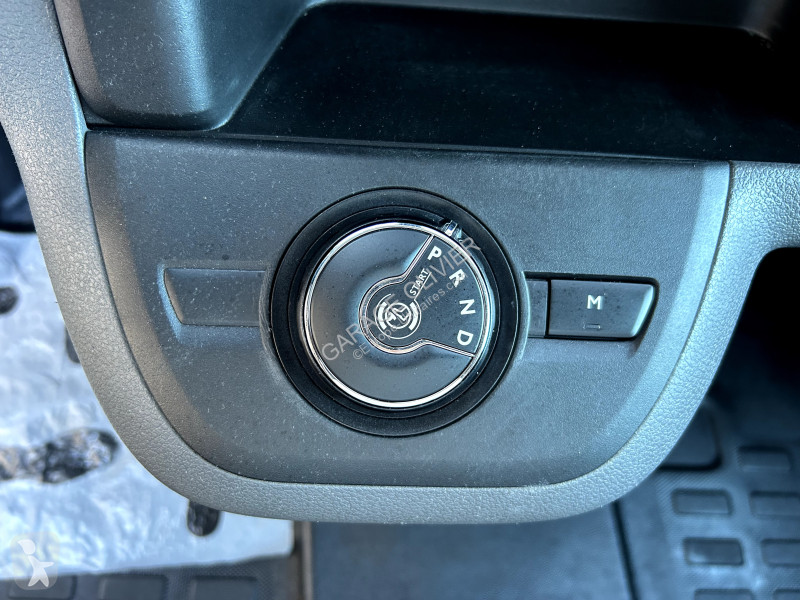 Коммерческий автомобиль Peugeot Standard 2.0...