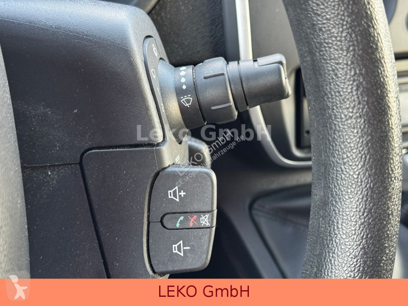 Коммерческий автомобиль Renault KANGOO EXPRESS...