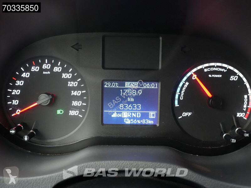 Autoutilitară Mercedes 100% Elektrisch L2H2...
