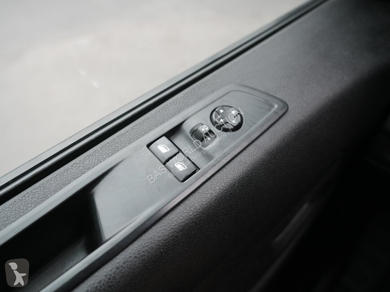 Autoutilitară Opel 145PK