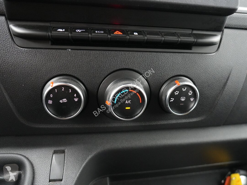 Furgoneta Renault 145PK