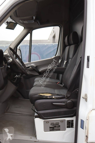 Коммерческий автомобиль Mercedes 313 CDI