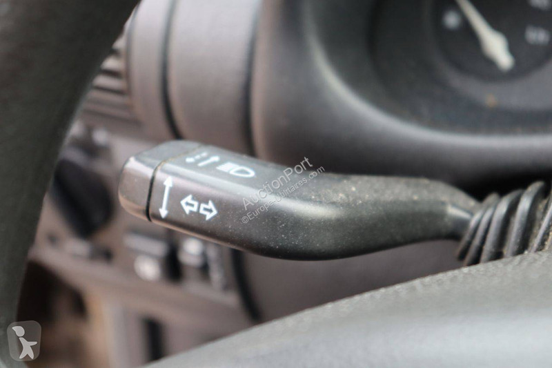 Véhicule utilitaire Opel