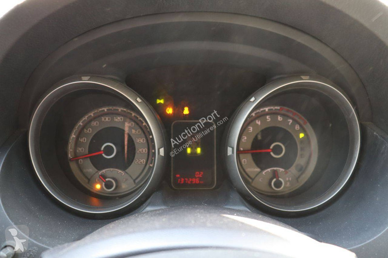 Véhicule utilitaire Mitsubishi