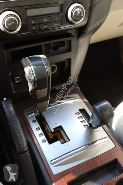 Véhicule utilitaire Mitsubishi