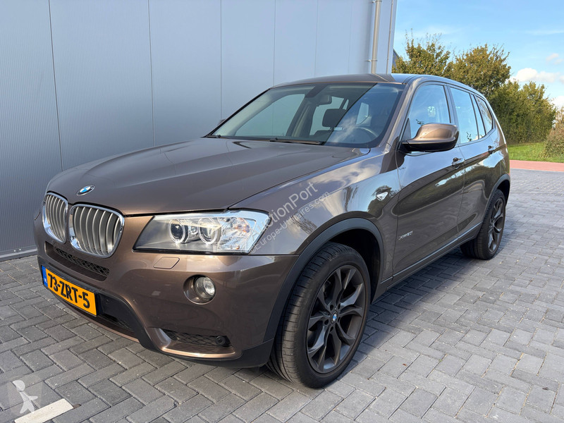 Véhicule utilitaire BMW