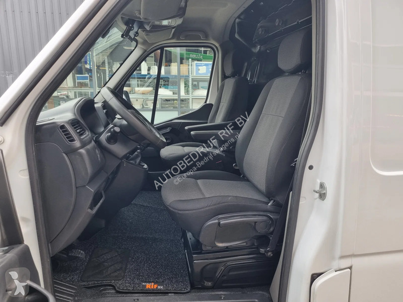Véhicule utilitaire Renault 2.3 DCI Hoogwerker...
