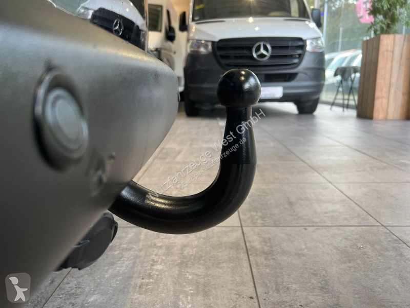 Véhicule utilitaire Volkswagen T5...