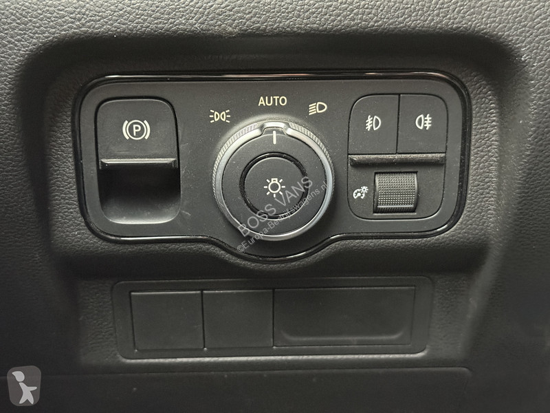 Véhicule utilitaire Mercedes 112 1.5 CDI