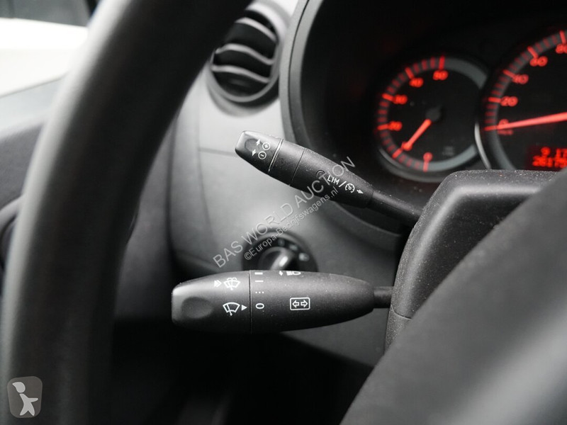 Véhicule utilitaire Mercedes 111 CDI