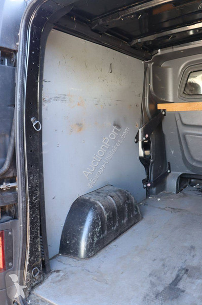 Véhicule utilitaire Opel  VIVARO-B Turbo