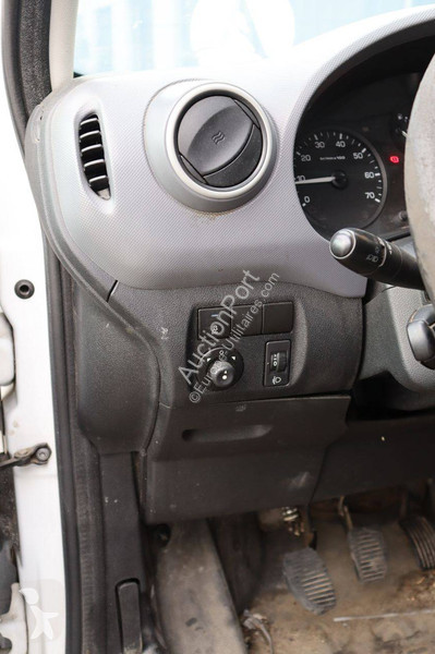 Véhicule utilitaire Peugeot