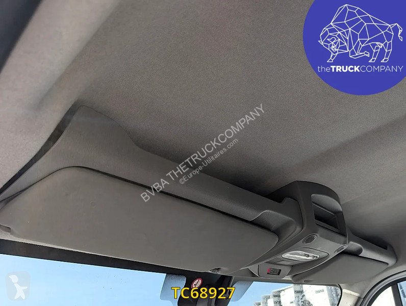 Véhicule utilitaire Renault 2.3 DCI KOFFER MET...